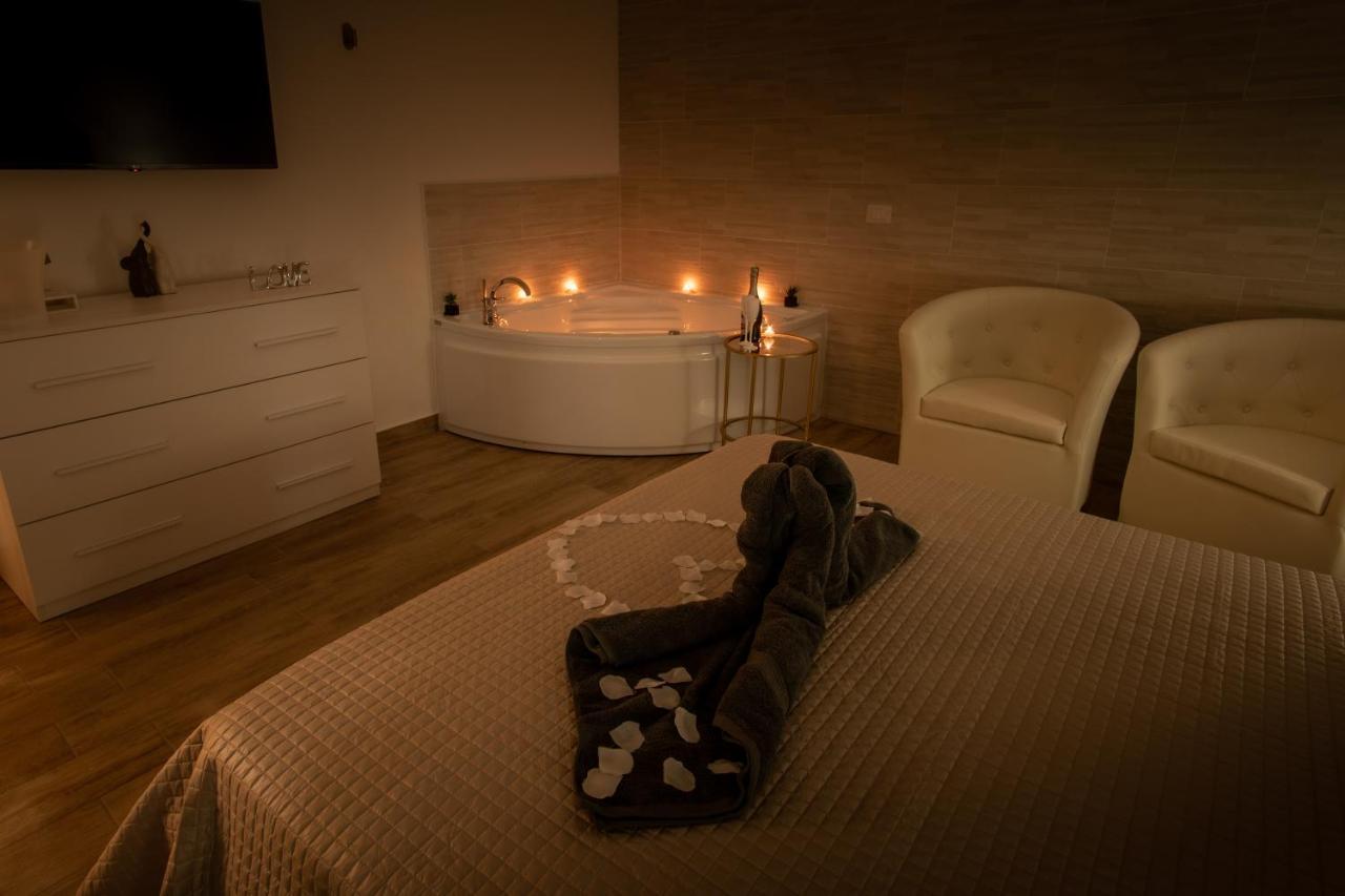 Ilioneo Apartments Naples Extérieur photo
