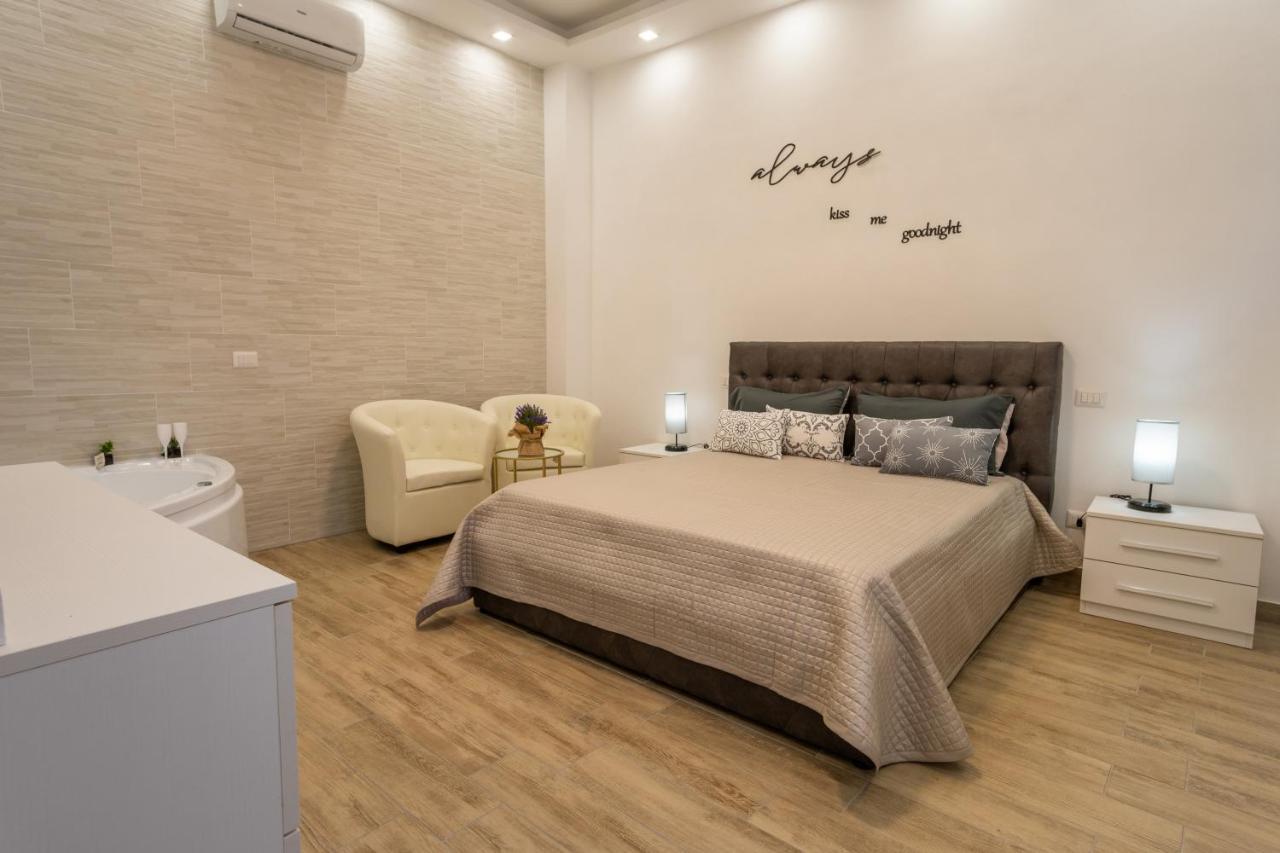 Ilioneo Apartments Naples Extérieur photo