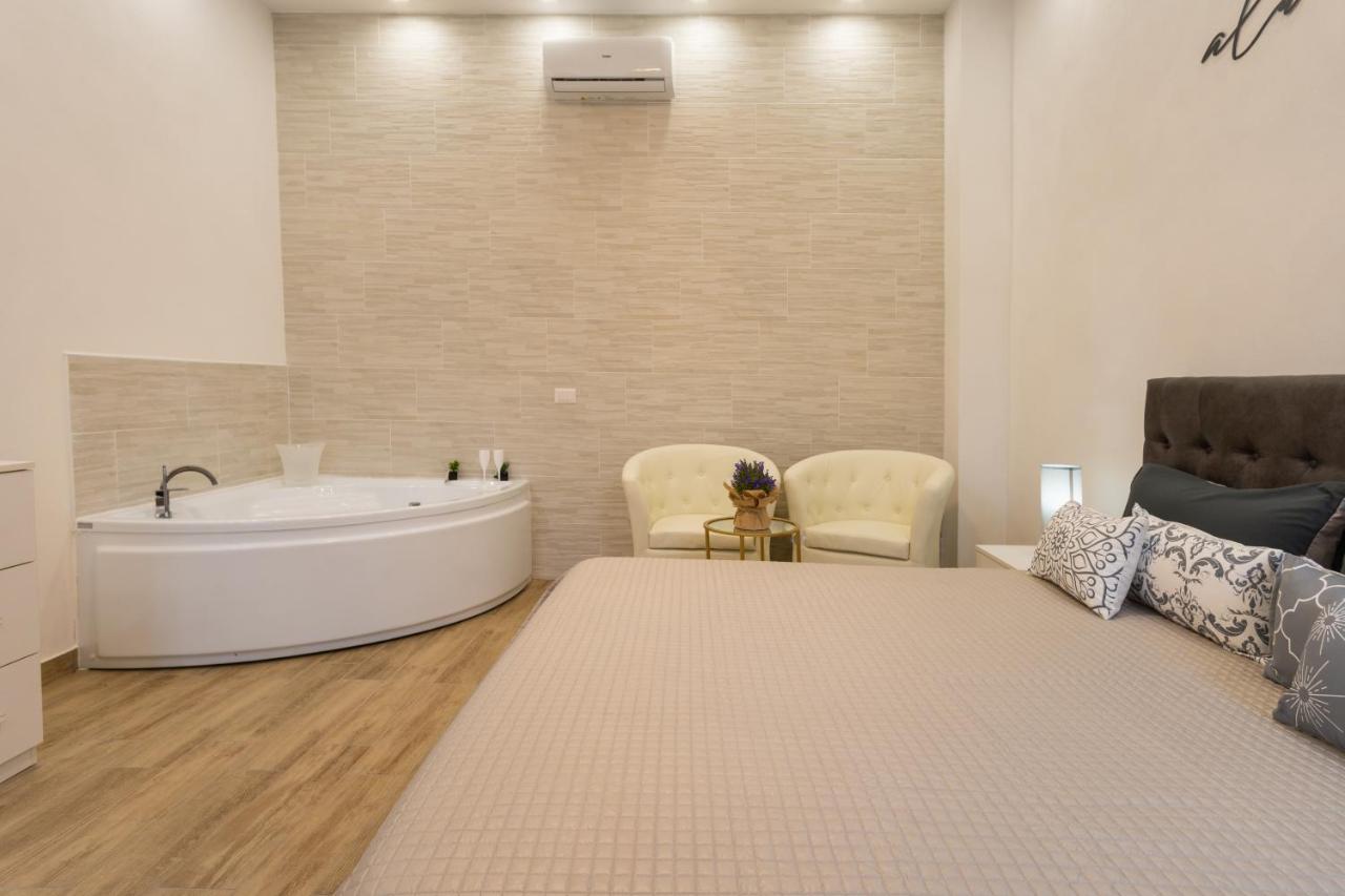 Ilioneo Apartments Naples Extérieur photo
